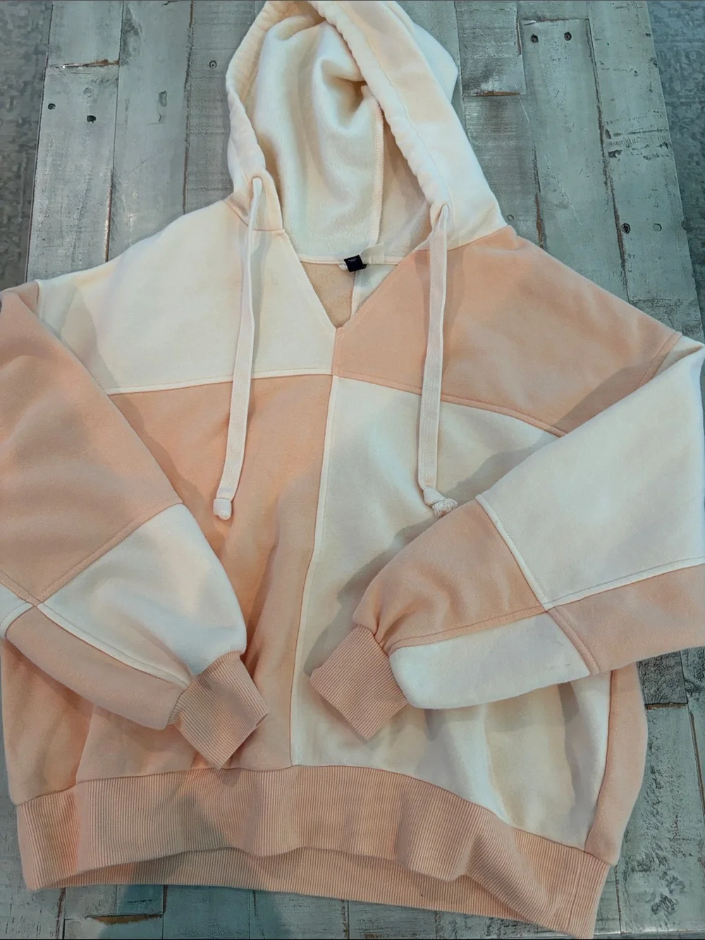 Universal Thread Two tone Peach Hoodie Sweatshirt